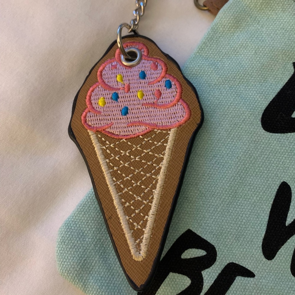 Update**Dnut Worry Be Happy Multi-Purpose Bag Wit… - image 4